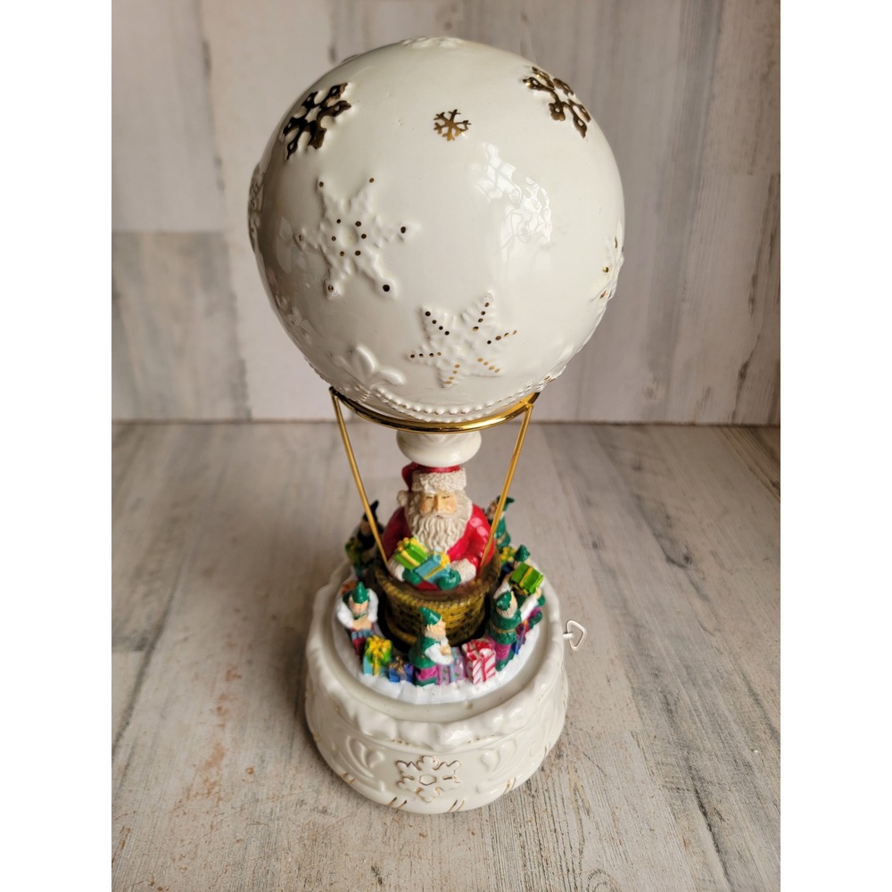 Vintage international Santa Claus Hot Air Balloon musical Xmas home decor